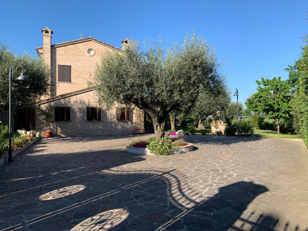 Guest House Vagamondo Fano Exterior foto